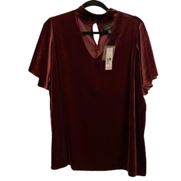 Worthington Tops - NWT Worthington Burgendy Velvet Flutter Sleeves Keyhole Neckline Top size 1X